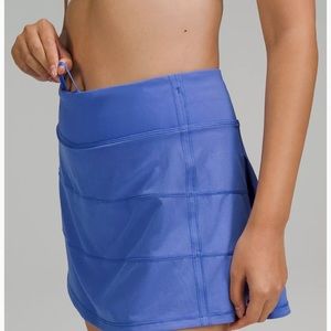 Lululemon Pace Rival Mid-Rise black skirt